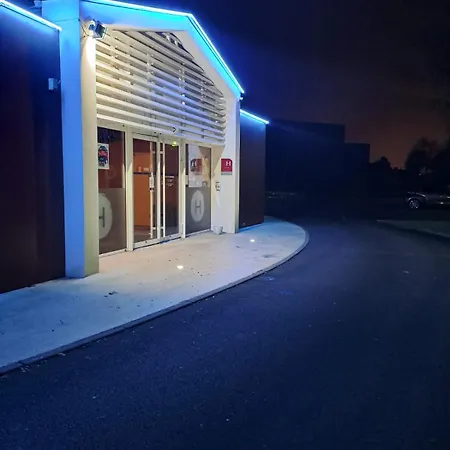 L'oceane Angers Parc Expo 安茹地区韦里耶尔