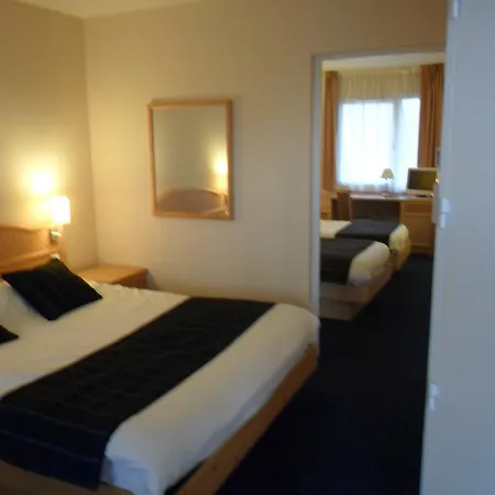 ホテル L'oceane Angers Parc Expo Verrieres-en-Anjou