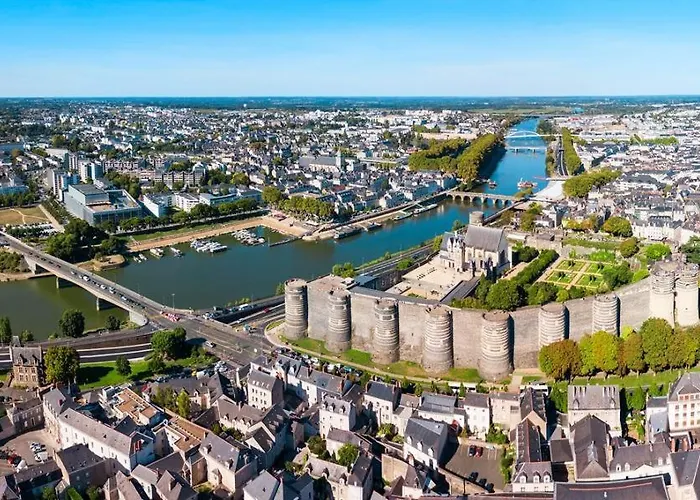 Hotel Anjou à L'océane Angers-le Mans Verrières-en-Anjou